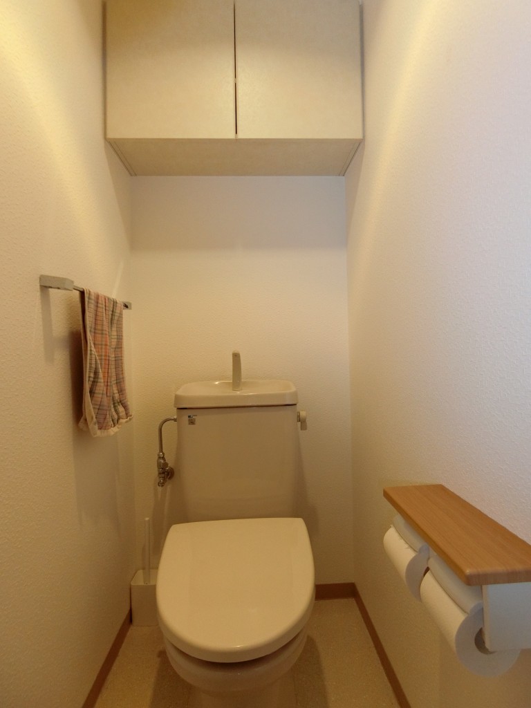 自分好みのトイレ空間 施工事例 高松市 丸亀市のリフォーム リノベーションならアトリエ住まいるへ 自分好みのトイレ空間 施工事例 高松市 丸亀市のリフォーム リノベーションならアトリエ住まいるへ