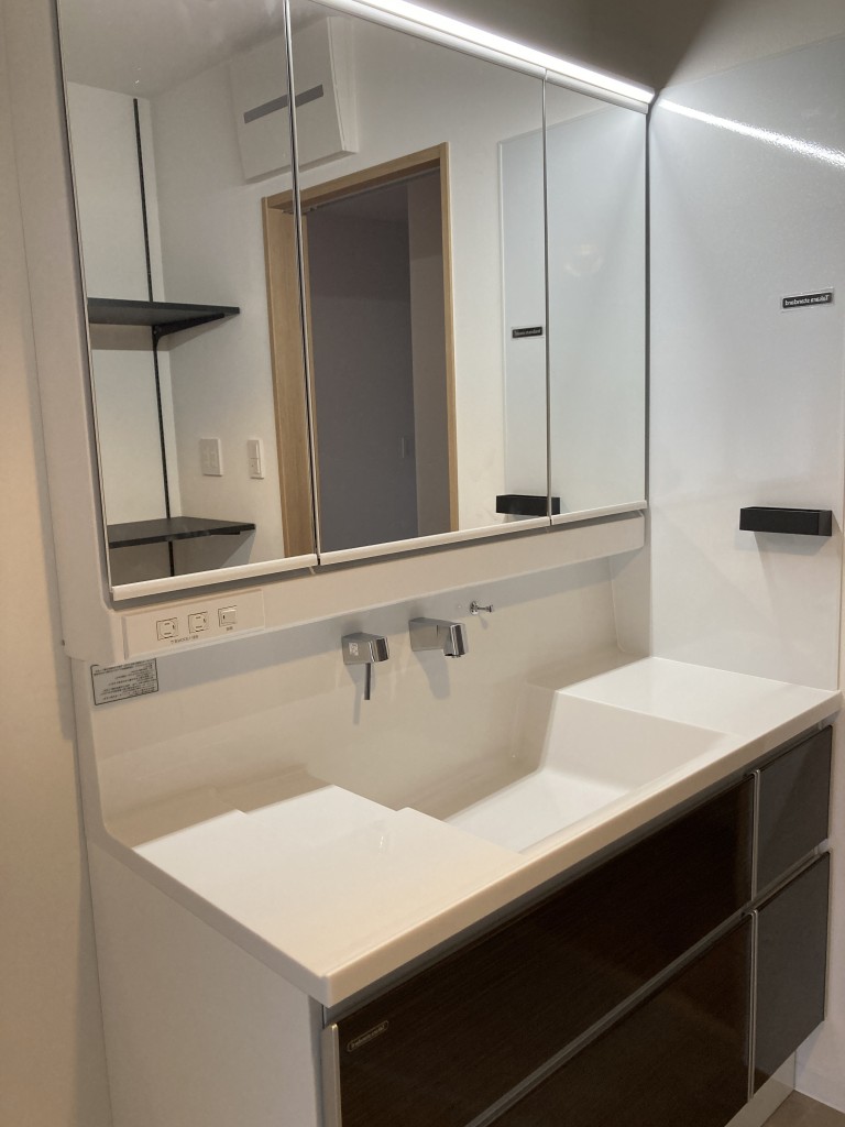 松原様　タカラ洗面after